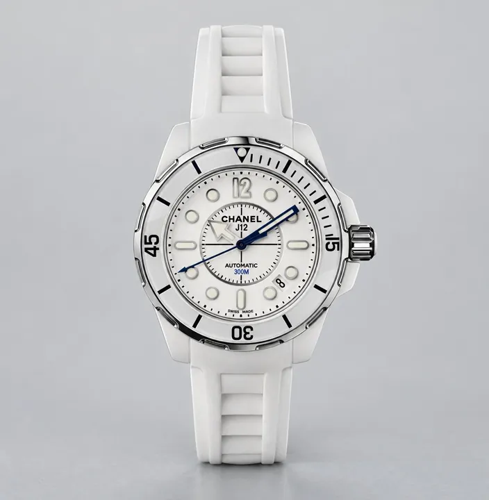 Chanel J12 — принято в залог в ломбарде «Орион Финанс»